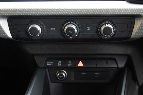 Audi A1 SPORTBACK TFSI S LINE 37