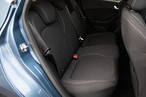 Ford Fiesta TITANIUM MHEV 34