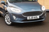 Ford Fiesta TITANIUM MHEV 10