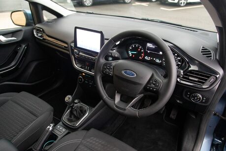 Ford Fiesta TITANIUM MHEV