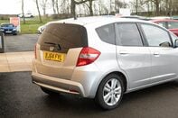 Honda Jazz I-VTEC ES PLUS 8