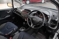 Honda Jazz I-VTEC ES PLUS 4
