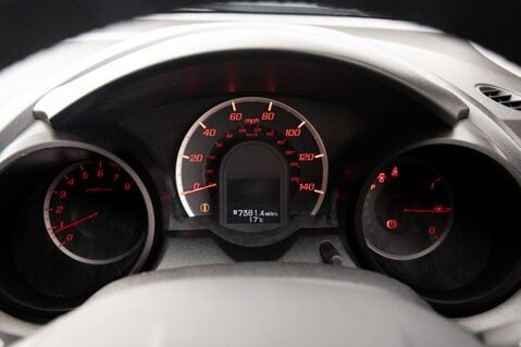 Honda Jazz I-VTEC ES PLUS 15
