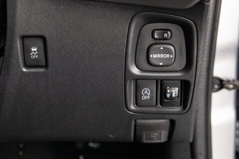 Peugeot 108 ALLURE 16