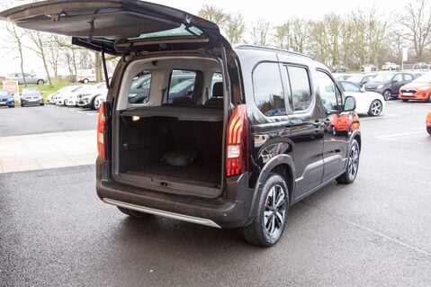 Peugeot Rifter GT STANDARD 37