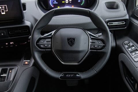 Peugeot Rifter GT STANDARD 21