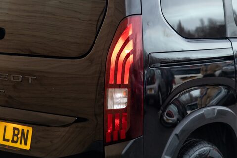 Peugeot Rifter GT STANDARD 9