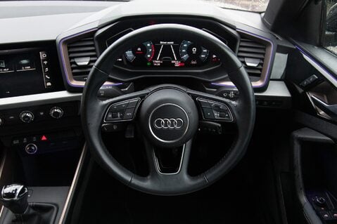Audi A1 SPORTBACK TFSI S LINE STYLE EDITION 21