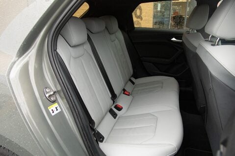 Audi A1 SPORTBACK TFSI S LINE STYLE EDITION 35