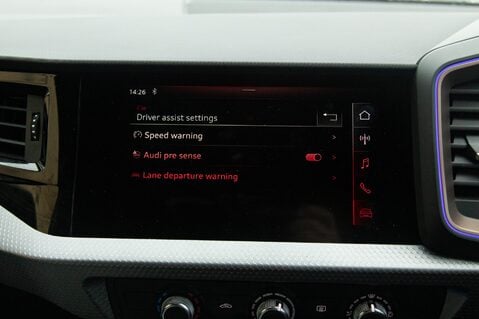 Audi A1 SPORTBACK TFSI S LINE STYLE EDITION 31