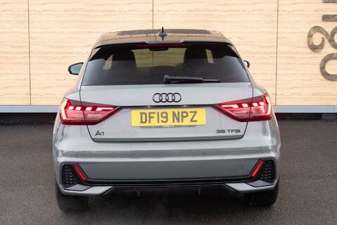 Audi A1 SPORTBACK TFSI S LINE STYLE EDITION 6