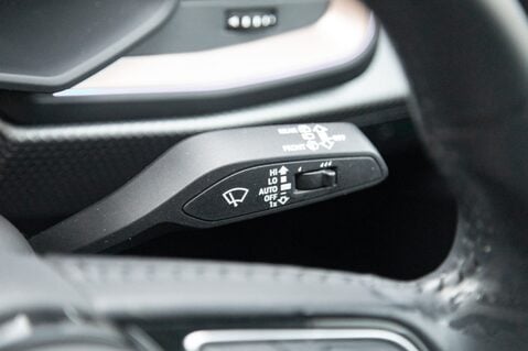 Audi A1 SPORTBACK TFSI S LINE STYLE EDITION 18