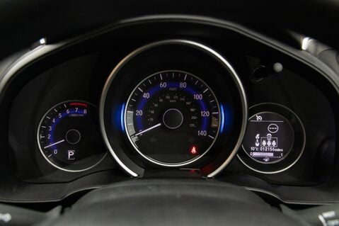 Honda Jazz I-VTEC SE 15