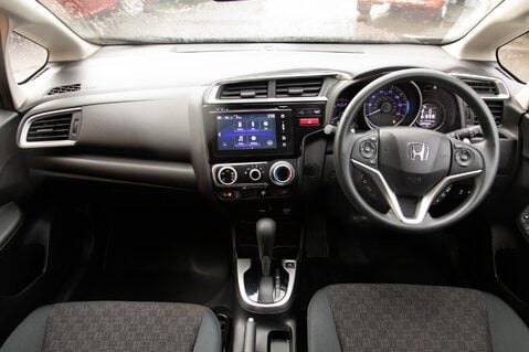 Honda Jazz I-VTEC SE 3