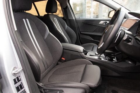 BMW 1 Series 120D XDRIVE SPORT 27