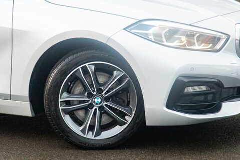BMW 1 Series 120D XDRIVE SPORT 11