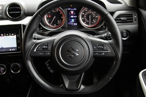 Suzuki Swift SZ5 BOOSTERJET SHVS MHEV 21