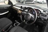 Suzuki Swift SZ5 BOOSTERJET SHVS MHEV 4