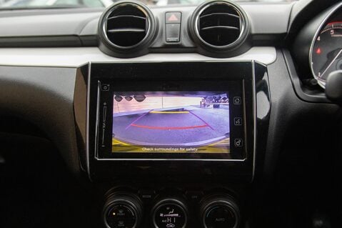 Suzuki Swift SZ5 BOOSTERJET SHVS MHEV 26