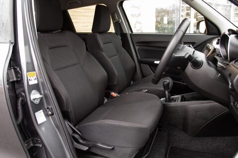 Suzuki Swift SZ5 BOOSTERJET SHVS MHEV 28