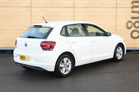 Volkswagen Polo SE TSI 2