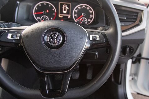 Volkswagen Polo SE TSI 20