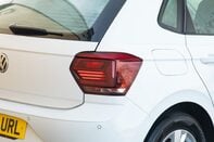 Volkswagen Polo SE TSI 9