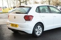 Volkswagen Polo SE TSI 8