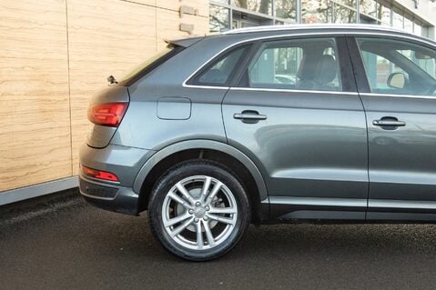 Audi Q3 TFSI S LINE EDITION 7