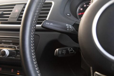 Audi Q3 TFSI S LINE EDITION 17