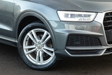 Audi Q3 TFSI S LINE EDITION 11