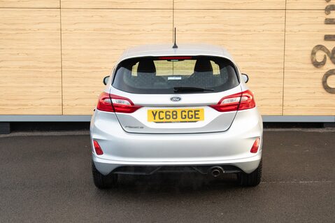 Ford Fiesta ST-LINE 6