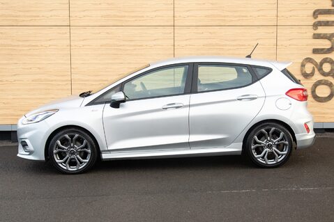 Ford Fiesta ST-LINE 13