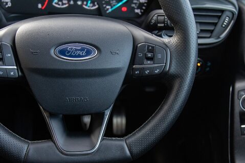 Ford Fiesta ST-LINE 20