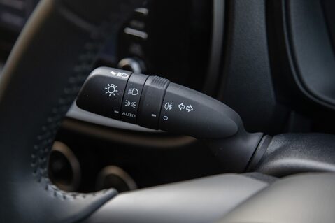 Toyota Aygo X VVT-I PURE 17