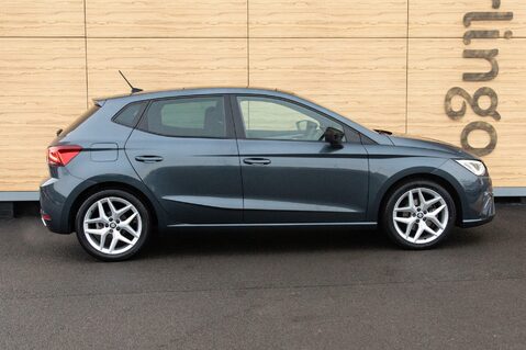 SEAT Ibiza TSI FR 12