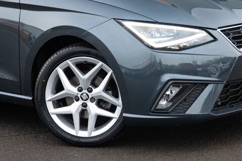 SEAT Ibiza TSI FR 11