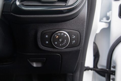 Ford Fiesta ST-LINE X EDITION MHEV 17