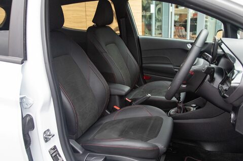 Ford Fiesta ST-LINE X EDITION MHEV 33