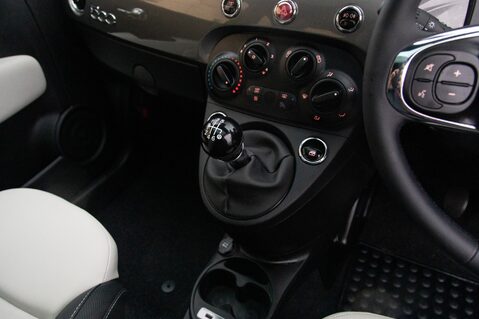 Fiat 500 DOLCEVITA MHEV 32