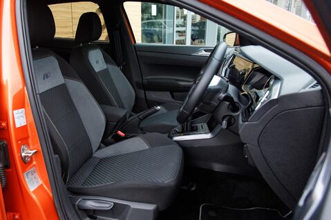 Volkswagen Polo R-LINE TSI 32