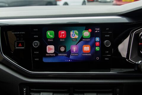 Volkswagen Polo R-LINE TSI 31