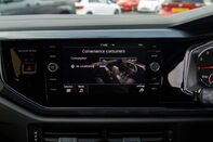 Volkswagen Polo R-LINE TSI 29