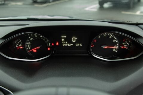 Peugeot 308 PURETECH S/S GT LINE 15