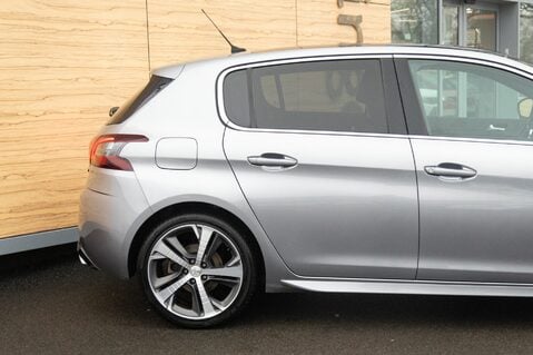 Peugeot 308 PURETECH S/S GT LINE 7