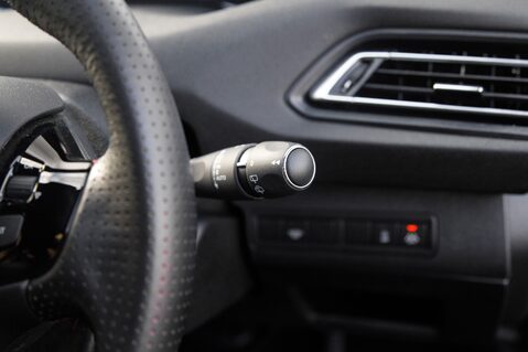 Peugeot 308 PURETECH S/S GT DIGITAL 18