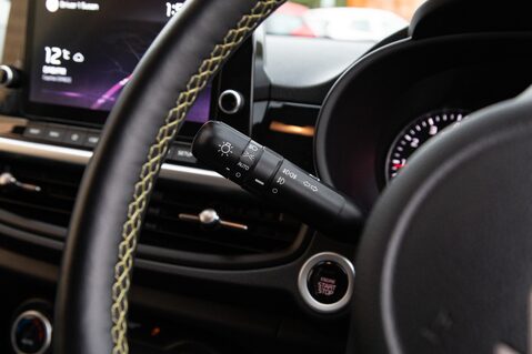 Kia Picanto X-LINE S 17