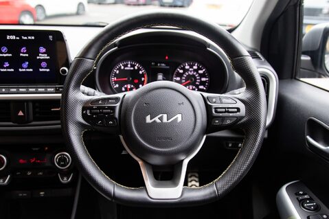 Kia Picanto X-LINE S 21