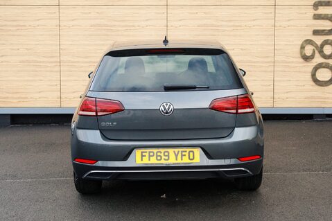 Volkswagen Golf MATCH TSI EVO 6