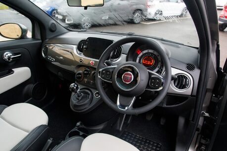 Fiat 500 DOLCEVITA MHEV